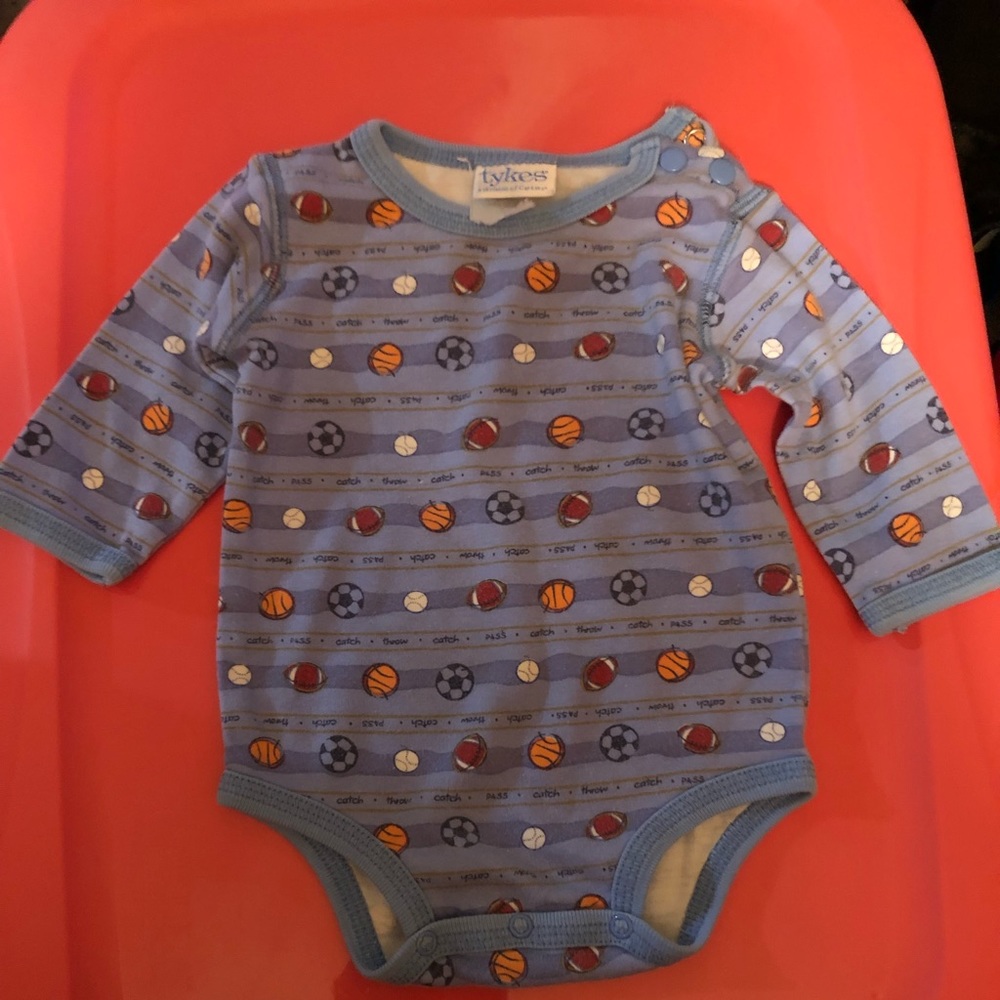 Boy’s Bundle - Picture 5 of 5
